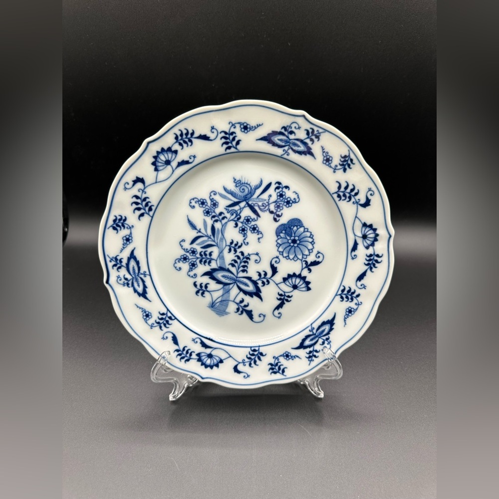 Blue Danube Salad/Lunch Plate – 8.75", Rectangular Backstamp (1977–2000), Japan